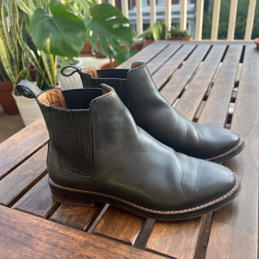 Thursday Boot Company - Black Leather Dreamer Chelsea Boots - Size 6